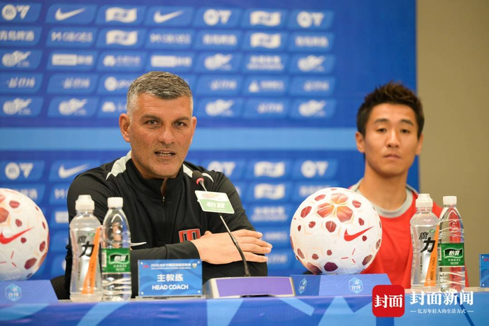 世界杯比赛在线观看地址-中超明日揭幕 成都蓉城“准备好了”！|约翰·阿洛伊西|新鹏城|揭幕战|新闻发布会|周定洋_新浪新闻